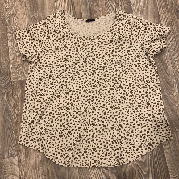 Ladies shirt - Picture 2 of 5